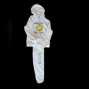 Smiley World XL Hoodie & M Sweatpants